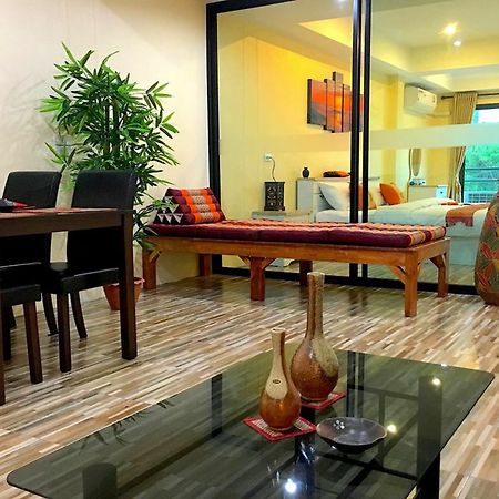 Appartement Breezy House à Jomtien Beach Extérieur photo