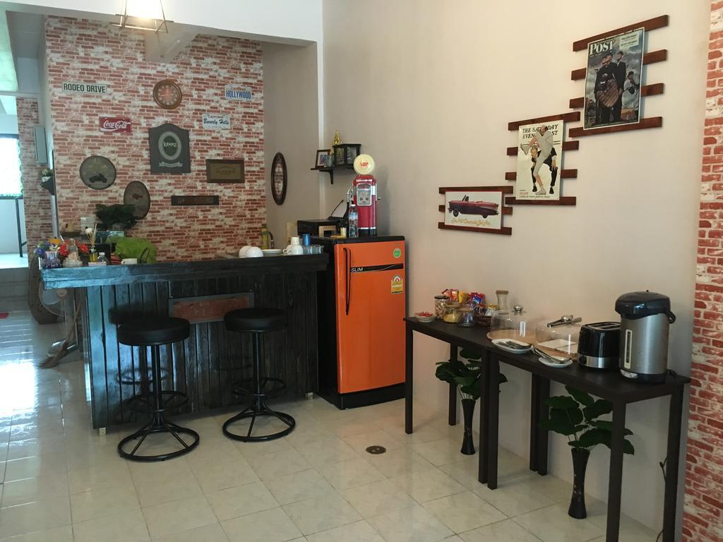 Appartement Breezy House à Jomtien Beach Extérieur photo