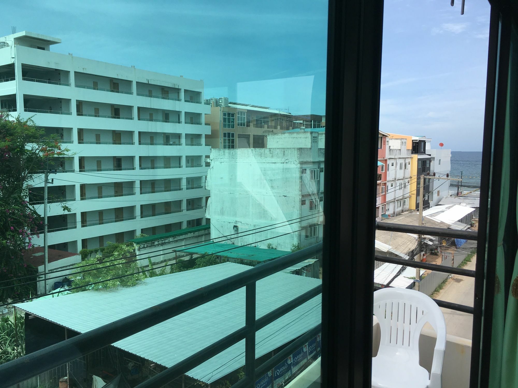 Appartement Breezy House à Jomtien Beach Extérieur photo