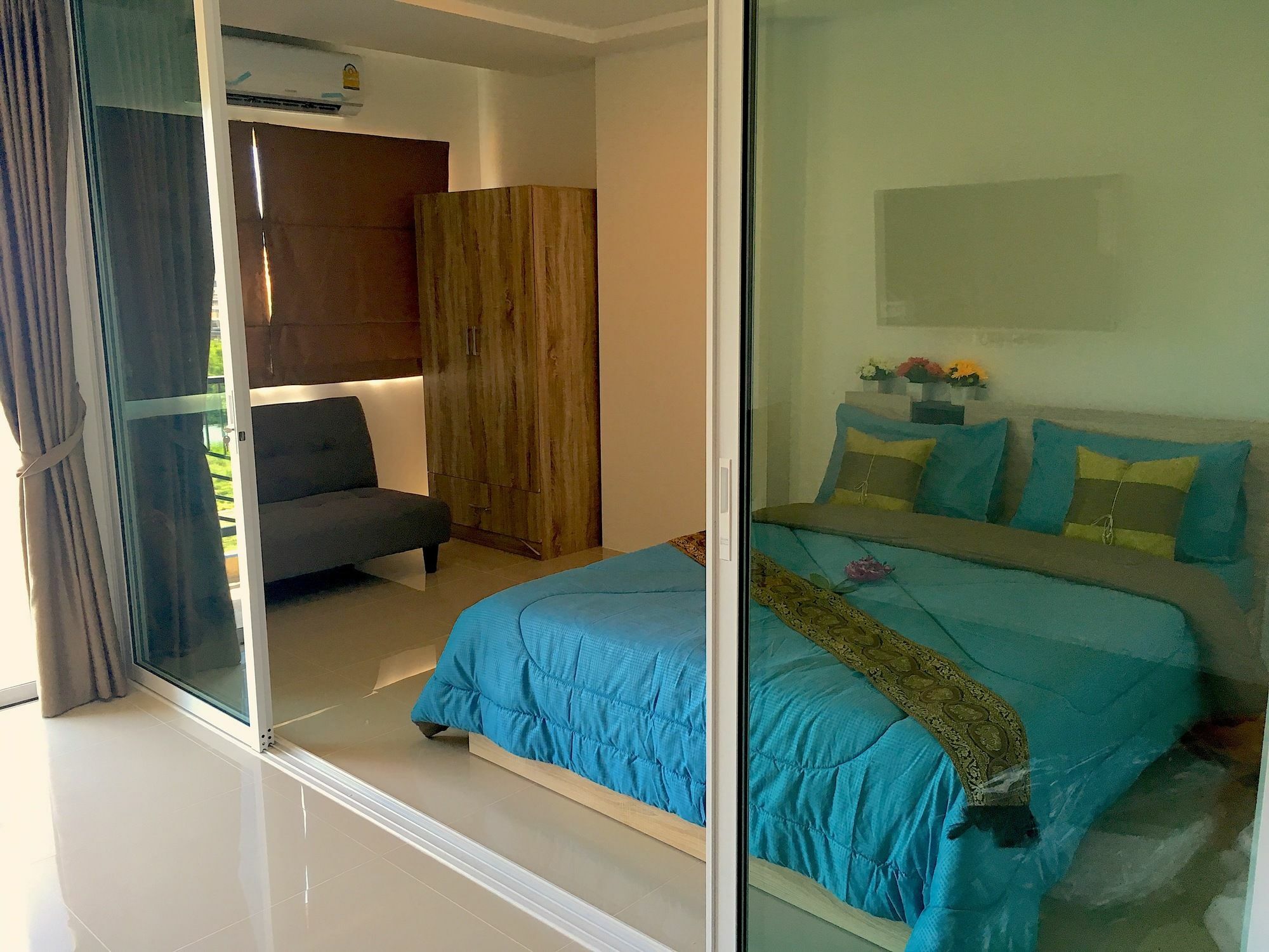 Appartement Breezy House à Jomtien Beach Extérieur photo
